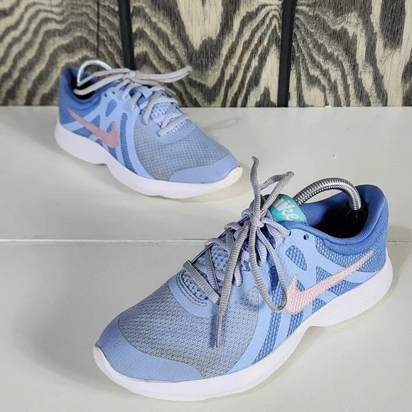 Nike Revolution 4 Light Blue Girls Size US 7Y Running Sneakers Shoes BV7441-400 - Picture 12 of 12